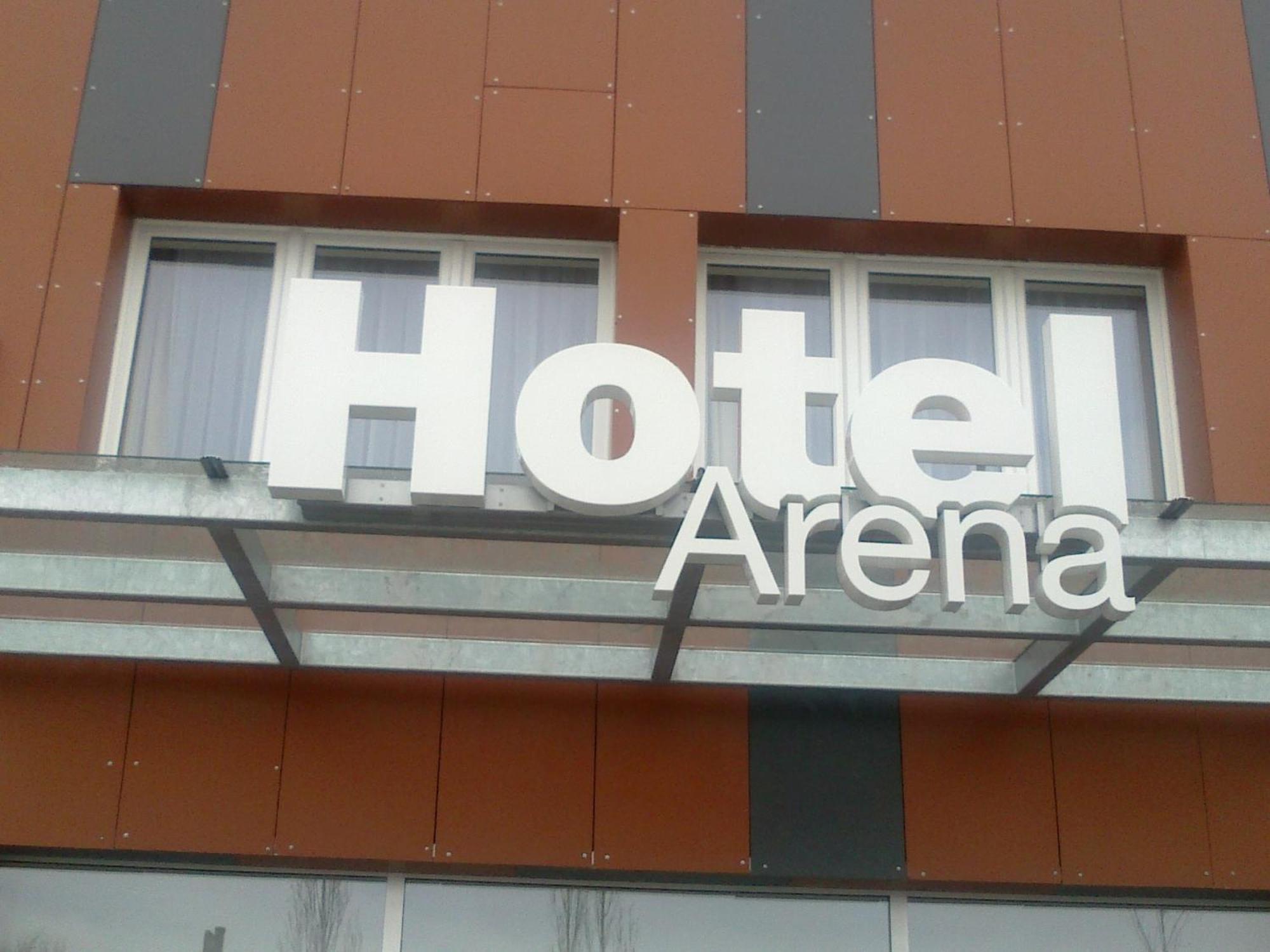Hotel Arena Chomutov Extérieur photo